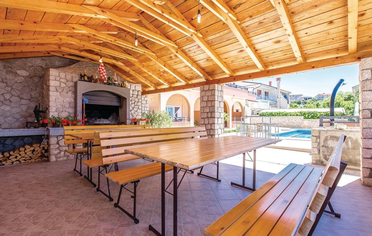 נובי ווינודולסקי Apartments Antolic מראה חיצוני תמונה