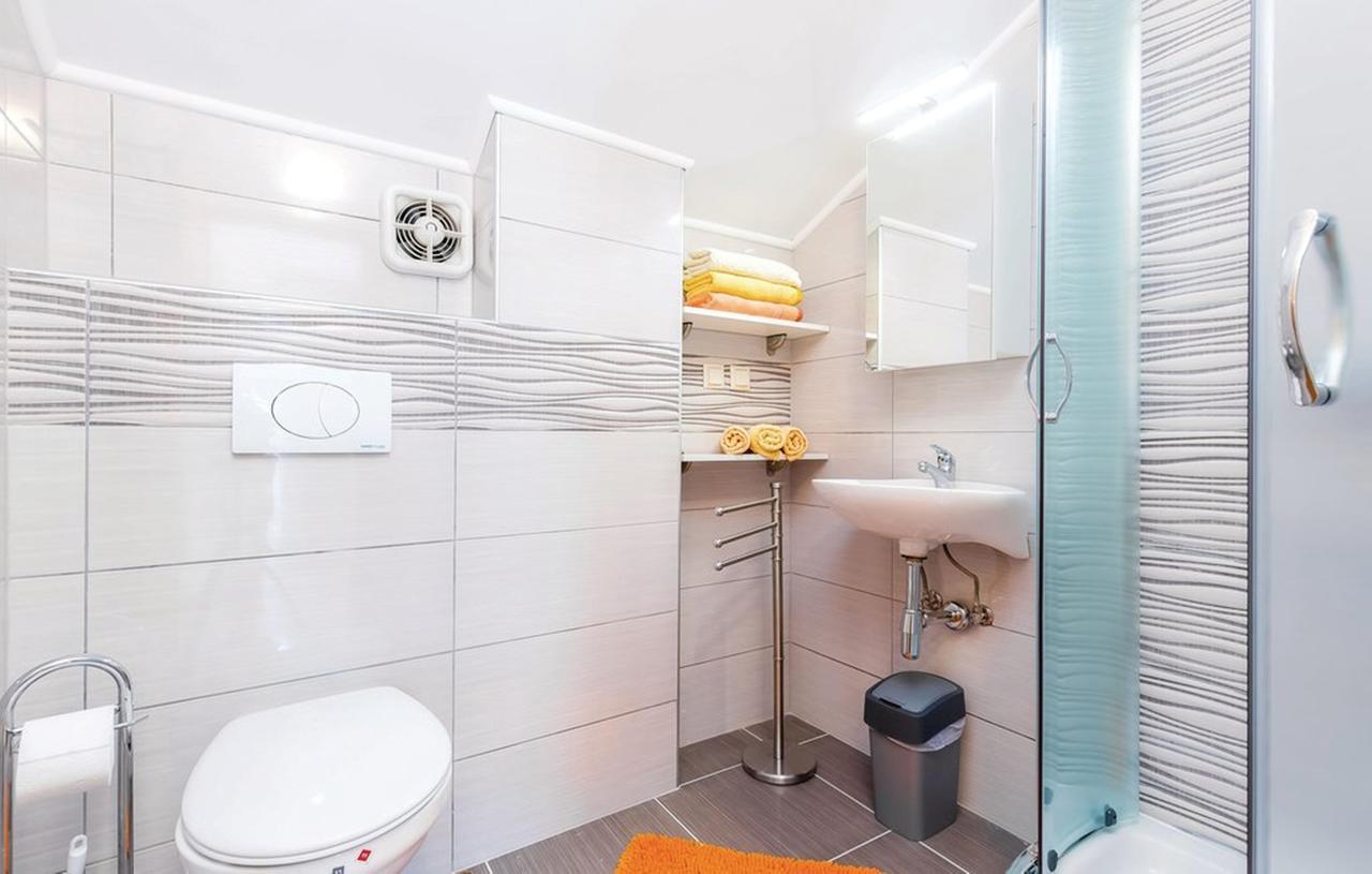 נובי ווינודולסקי Apartments Antolic מראה חיצוני תמונה